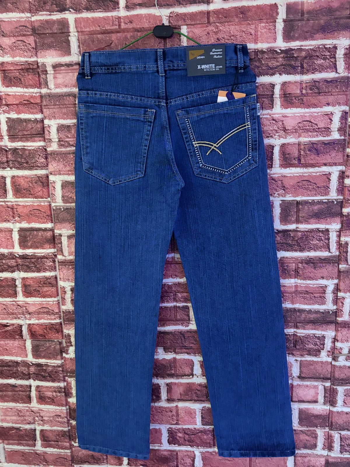 Blue Denim Straight Fit Party And Casual Wear Jeans